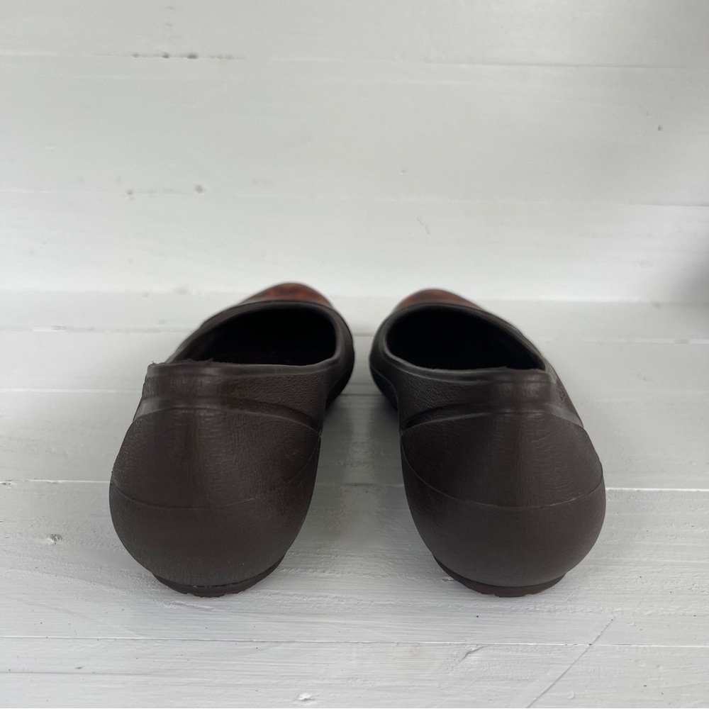 Crocs Brown Sandals Women's 7 Tortoise Shell Cap Toe Ballet Flats Mary Janes - Picture 5 of 8